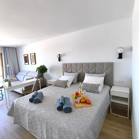 Cristianos - Breathtaking View, Ac, Heated Pool, Fibre Net شقة لوس كريستيانوس