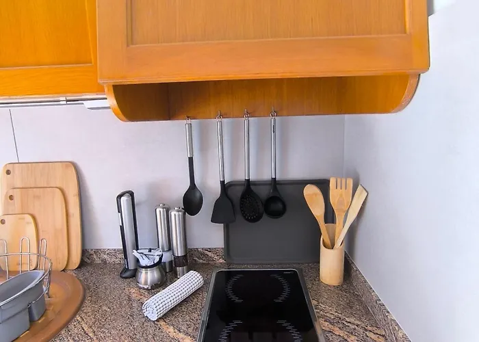 아파트 Cristianos - Breathtaking View, Ac, Heated Pool, Fibre Net 로스크리스티아노스