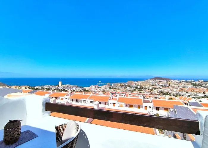 Cristianos - Breathtaking View, Ac, Heated Pool, Fibre Net